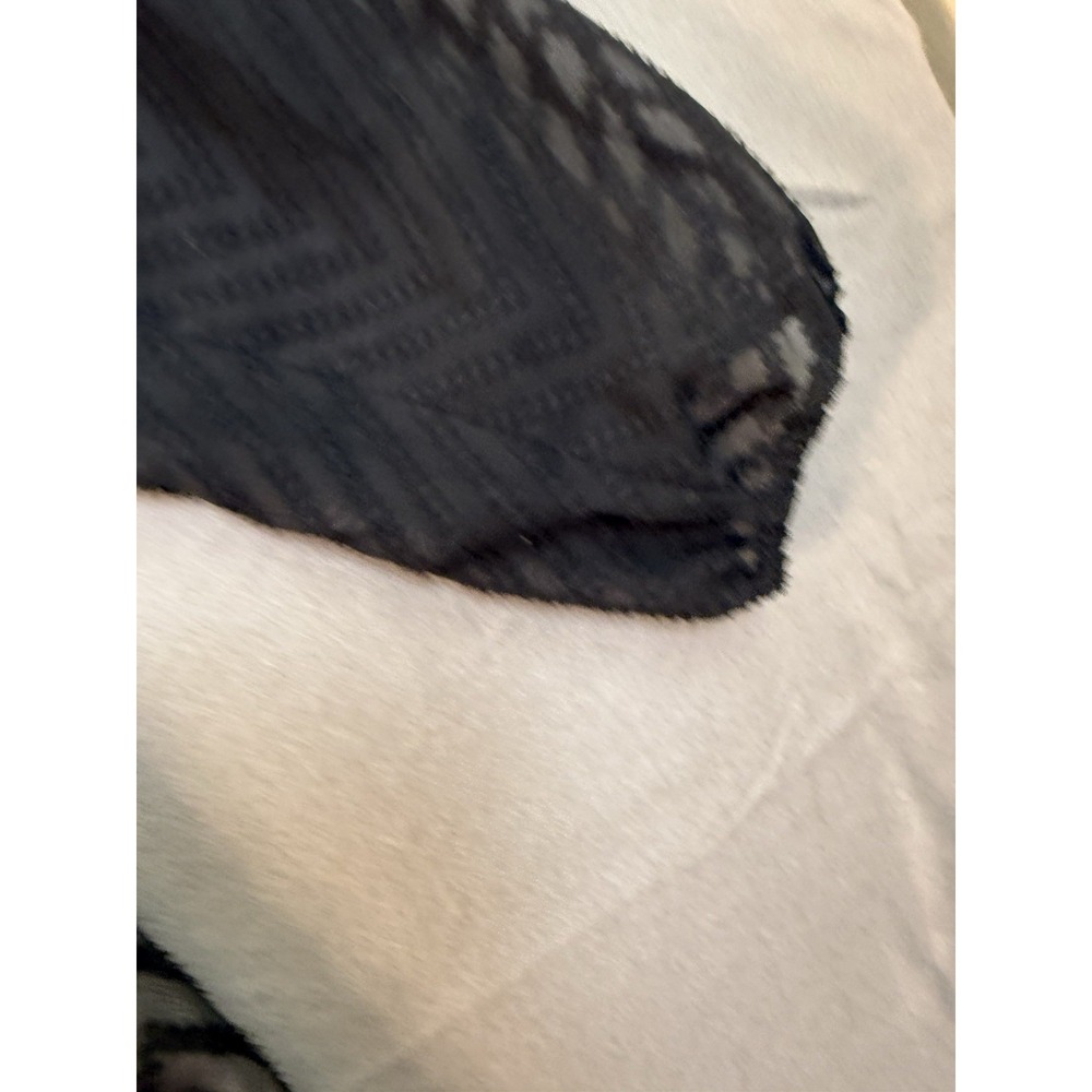 Signature Studio Plus Size 3X Blouse Black Chevron Textured Keyhole Lined - Picture 8 of 9